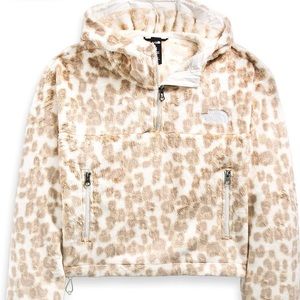 NWT THE NORTH FACE Silver Grey Leopard Quarter Zip Hoodie